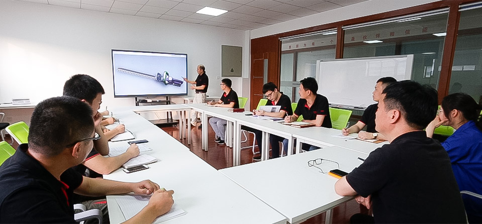 স্বাধীন R & D